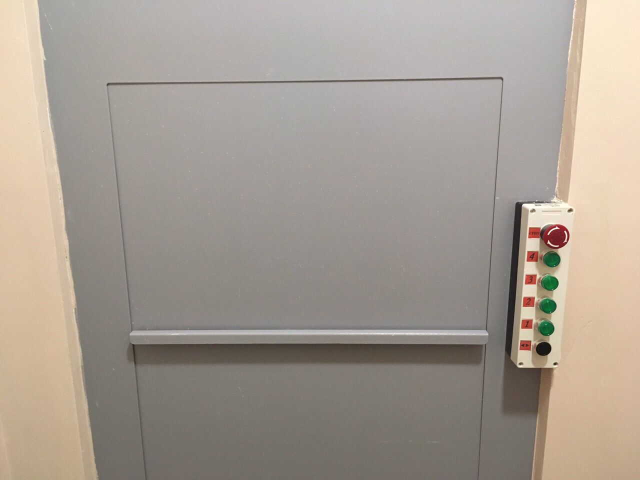 Сервисный малогрузовой подъемник, 250 кг, Нижний Новгород