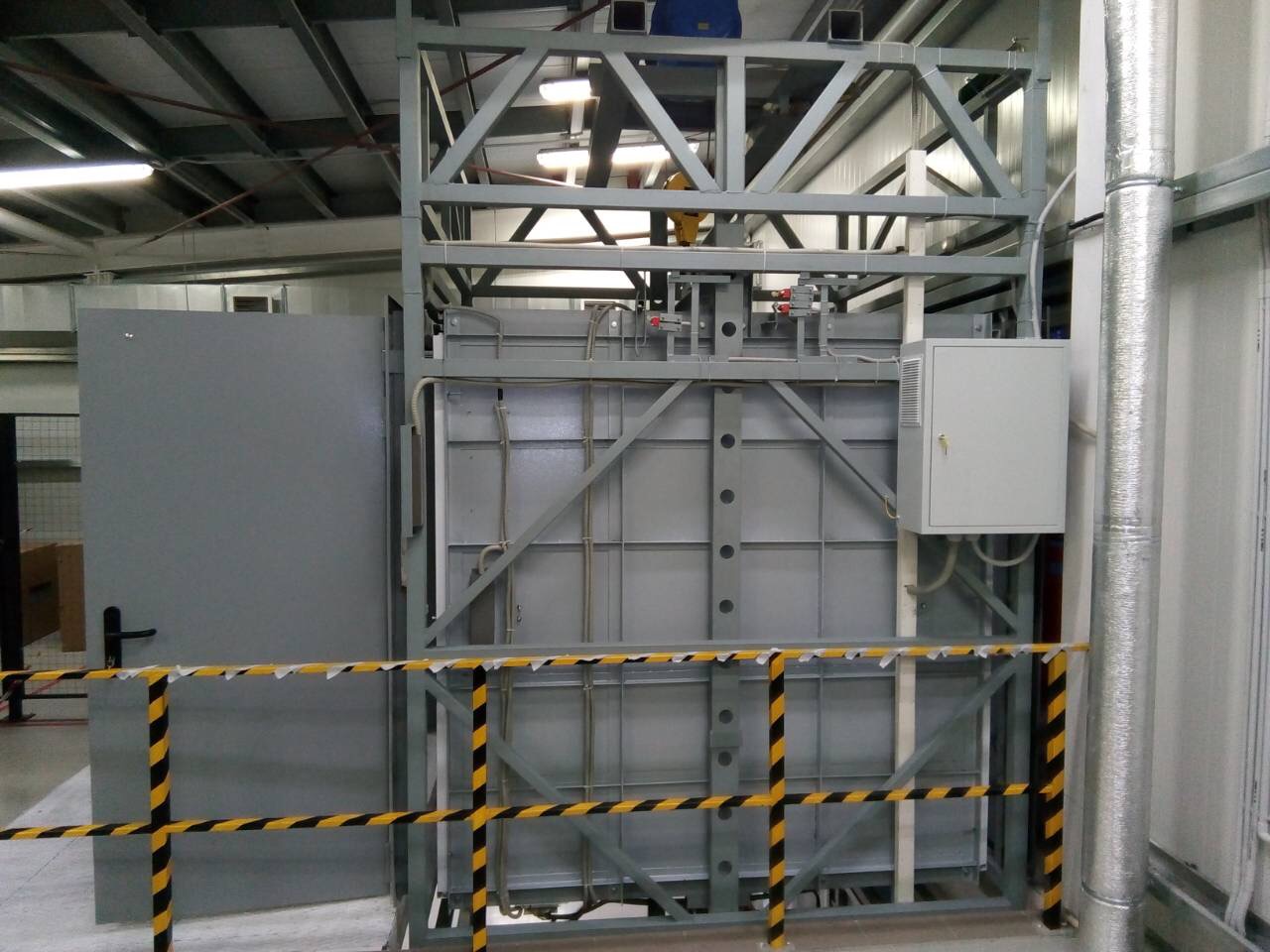 Грузопассажирский подъемник, 1000 кг, Саранск