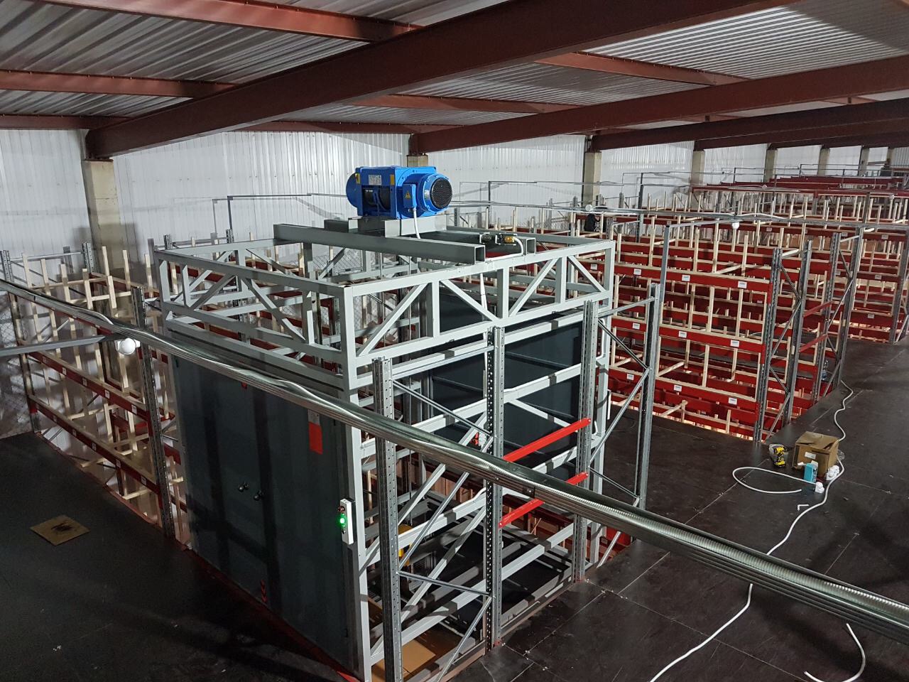 Подъемник в металлокаркасной шахте, 1500 кг, Ростов-на-Дону